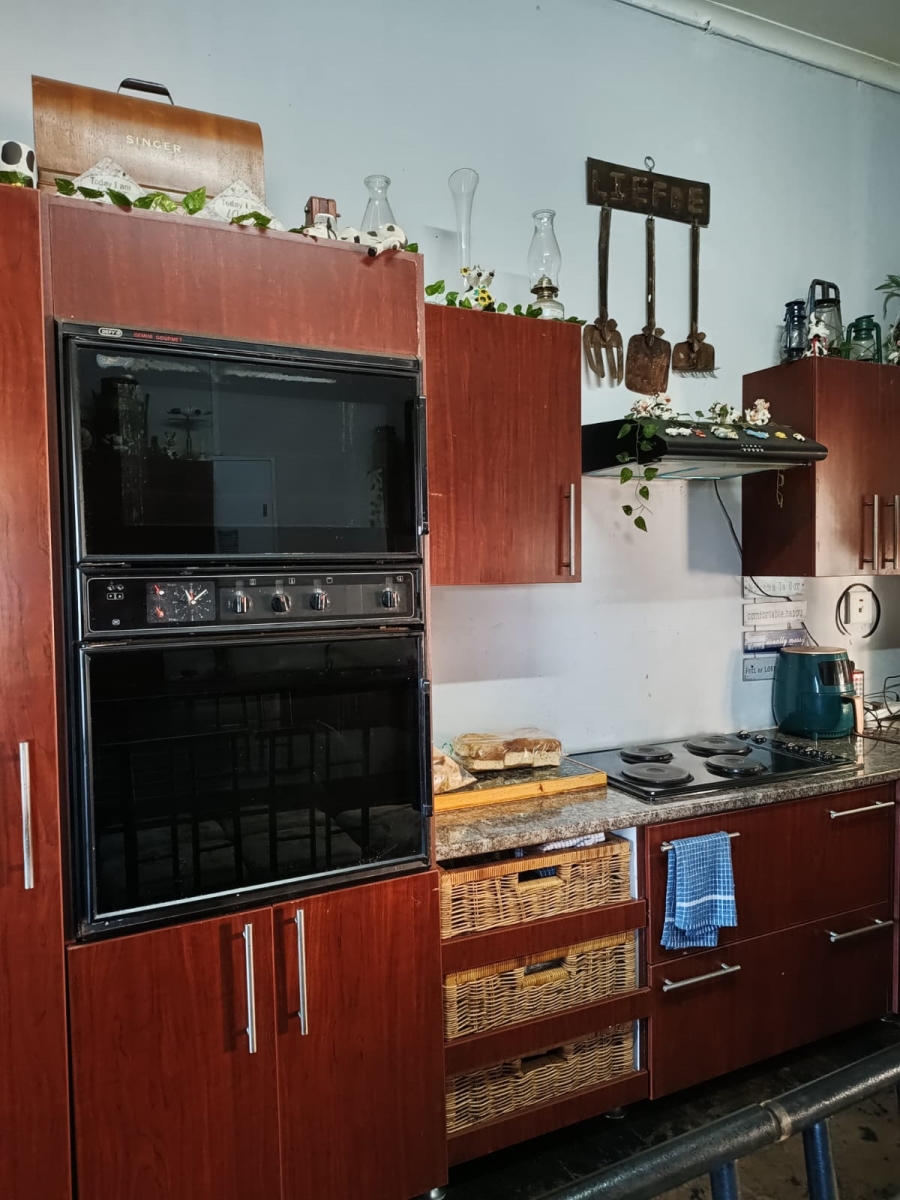 5 Bedroom Property for Sale in Koster North West